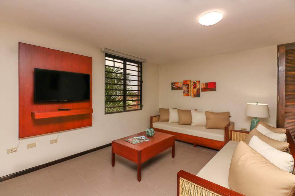 The Plaza Suites Humacao Extérieur photo