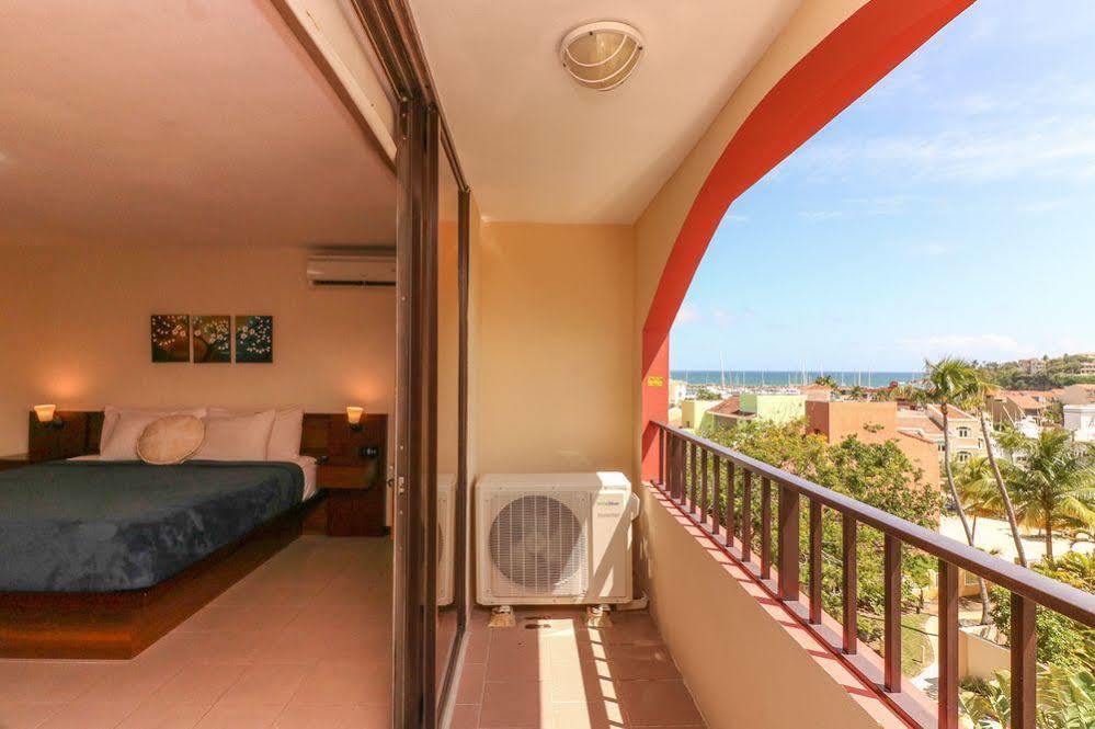 The Plaza Suites Humacao Extérieur photo