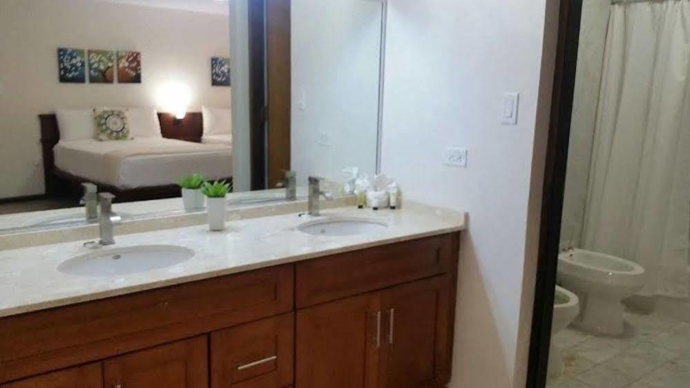 The Plaza Suites Humacao Extérieur photo